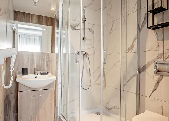 Πανσιόν Dana Dziwnów